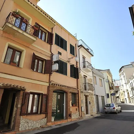 公寓 Apartments Baunei 包内伊