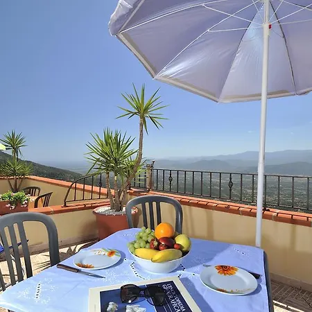 Apartments Baunei באוני