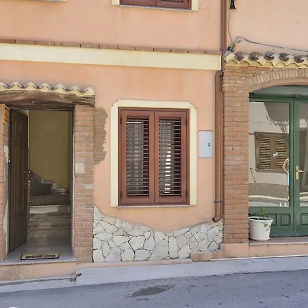 Apartments Baunei דירה *